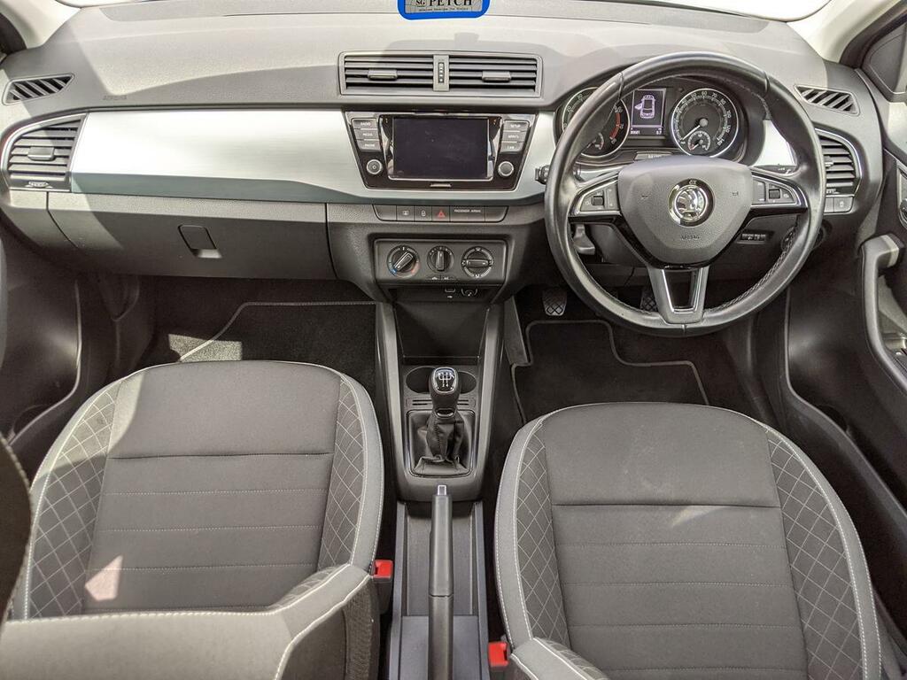 Skoda Fabia 1.0 Tsi Se L Silver #11