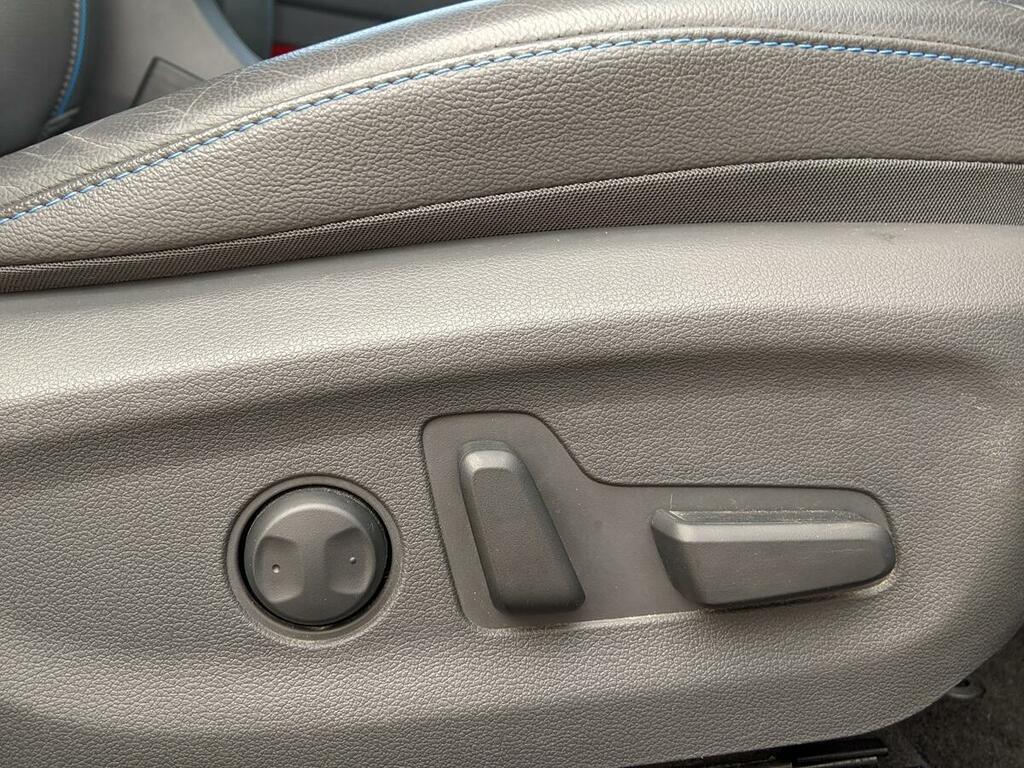 Hyundai Ioniq Premium Silver #22