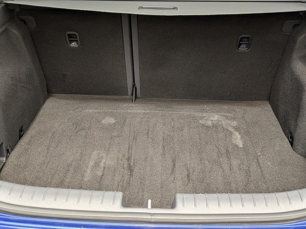 Hyundai Ioniq Premium Silver #18