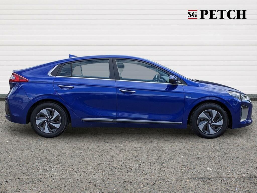 Hyundai Ioniq Premium Silver #2