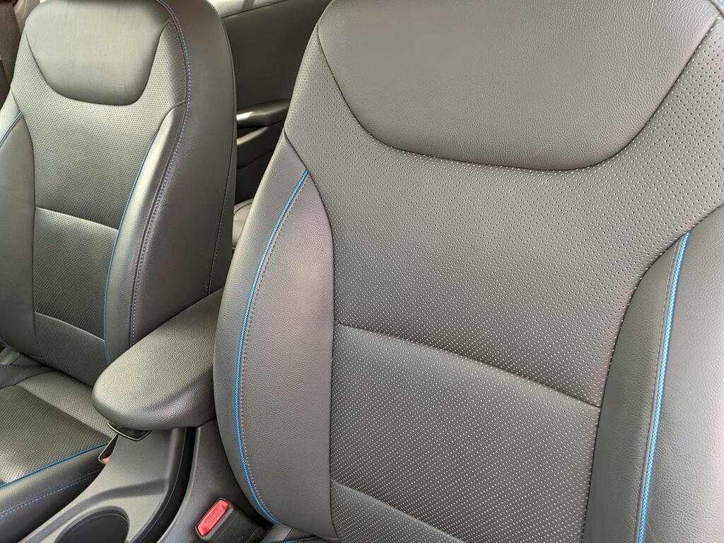 Hyundai Ioniq Premium Silver #16