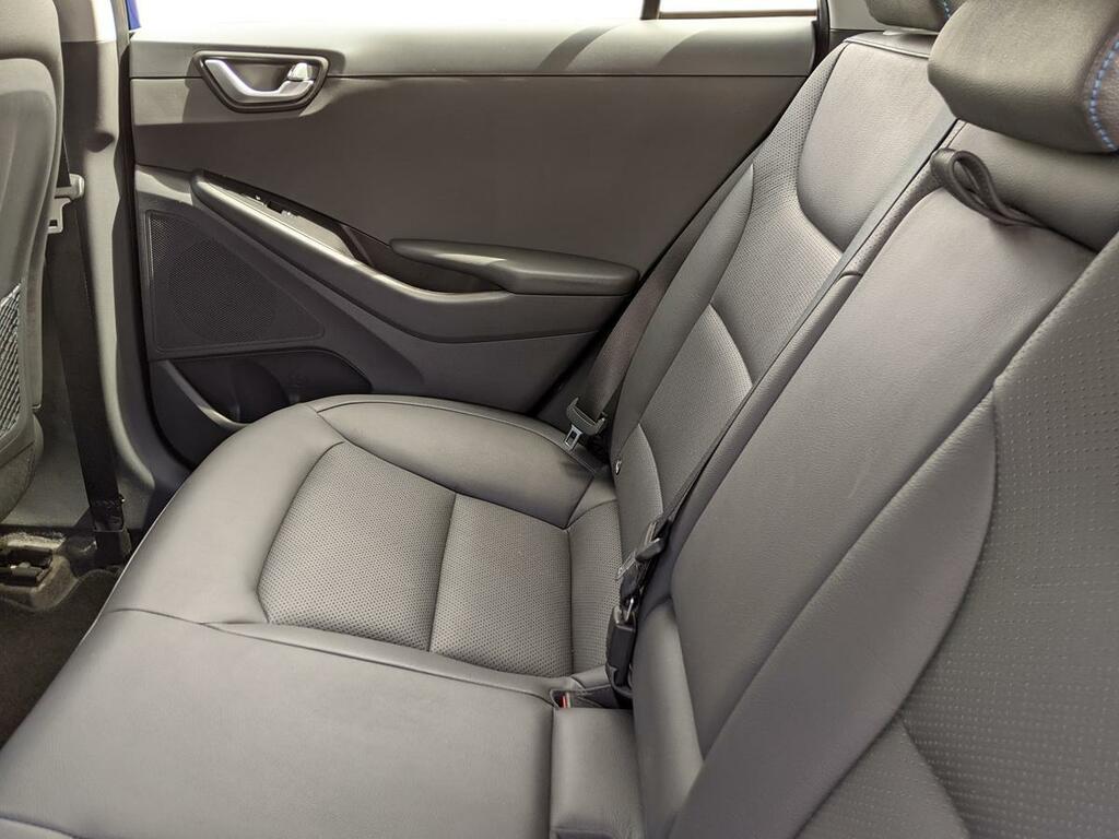 Hyundai Ioniq Premium Silver #17