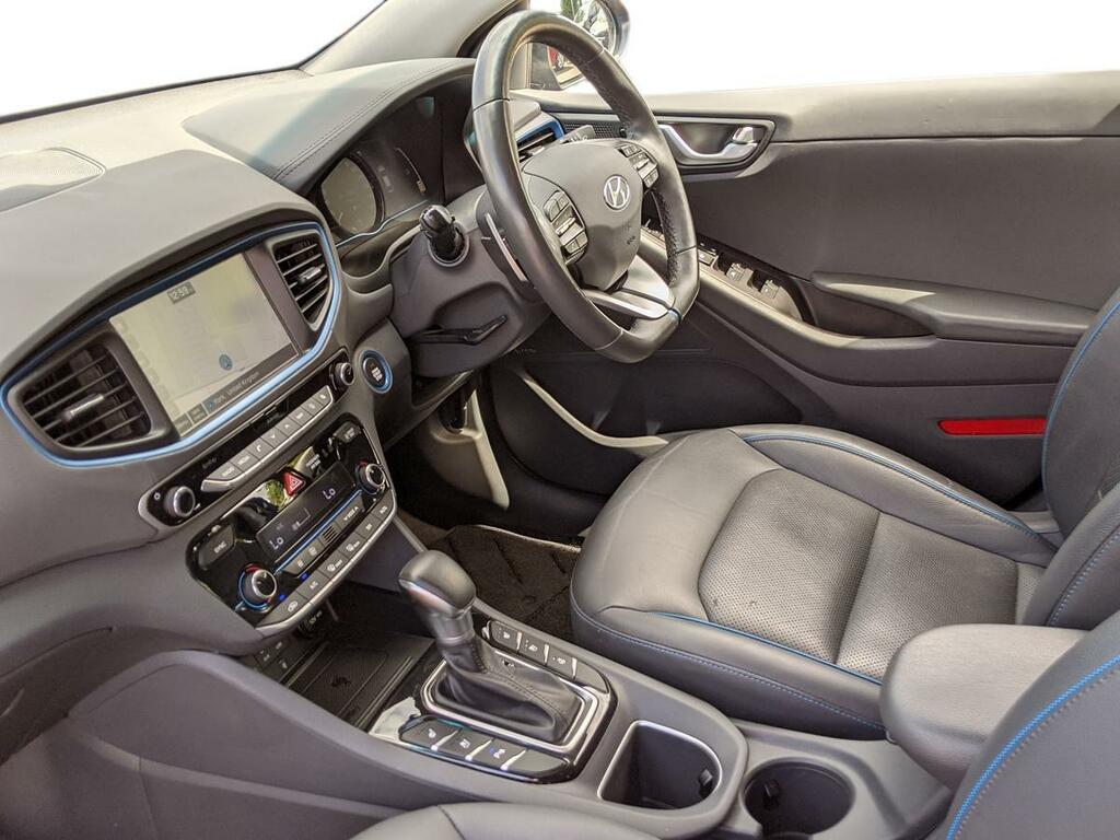 Hyundai Ioniq Premium Silver #15