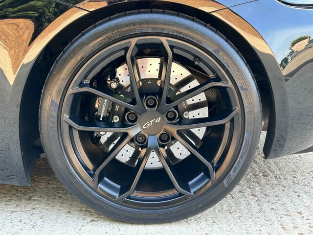 Porsche 718 Cayman 2022 4.0 Cayman Gt4 Pdk 415 Bhp Black #76