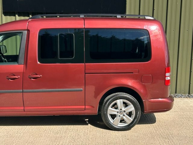 Volkswagen Caddy Maxi Life C20 Life Tdi Bluemotion Technology Black #37