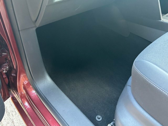 Volkswagen Caddy Maxi Life C20 Life Tdi Bluemotion Technology Black #44
