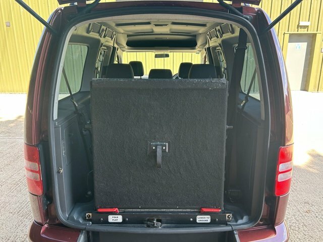 Volkswagen Caddy Maxi Life C20 Life Tdi Bluemotion Technology Black #34