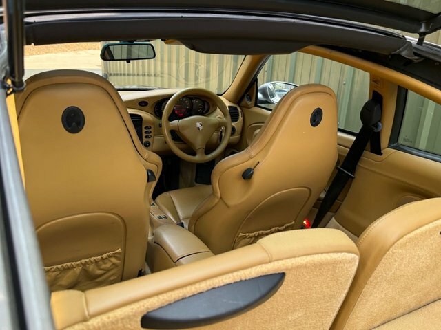 Porsche 911 Carrera 2 #22