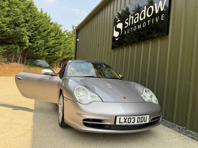 Porsche 911 Carrera 2 #28