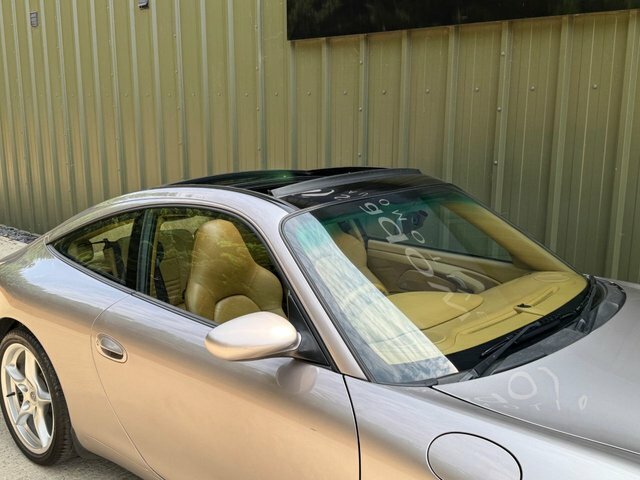 Porsche 911 Carrera 2 #36