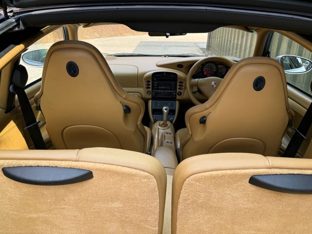 Porsche 911 Carrera 2 #14