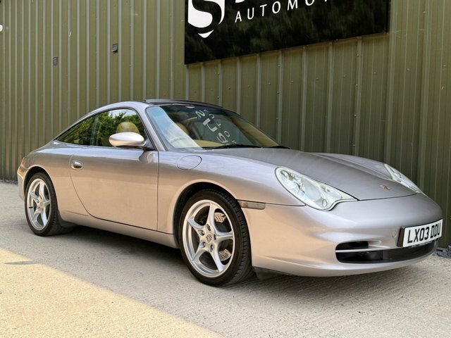 Porsche 911 Carrera 2 #44