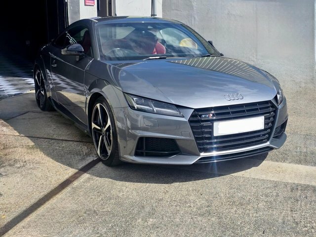 Audi TTS 2018 2.0 Tfsi Black Edition Coupe S Tro Black #3