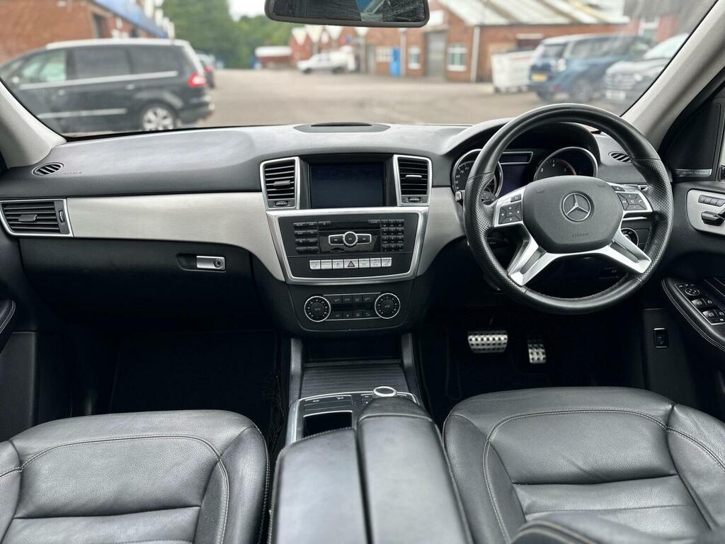 Mercedes-Benz M Class 2.1 Ml250 Bluetec Amg Line Suv G-tronic White #37