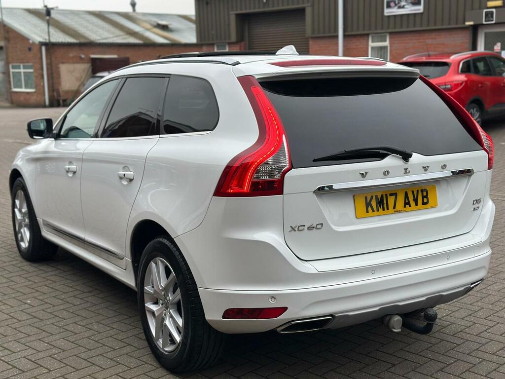 Volvo XC60 2.4 D5 Se Lux Nav Awd Euro 6 Ss 2017 White #2