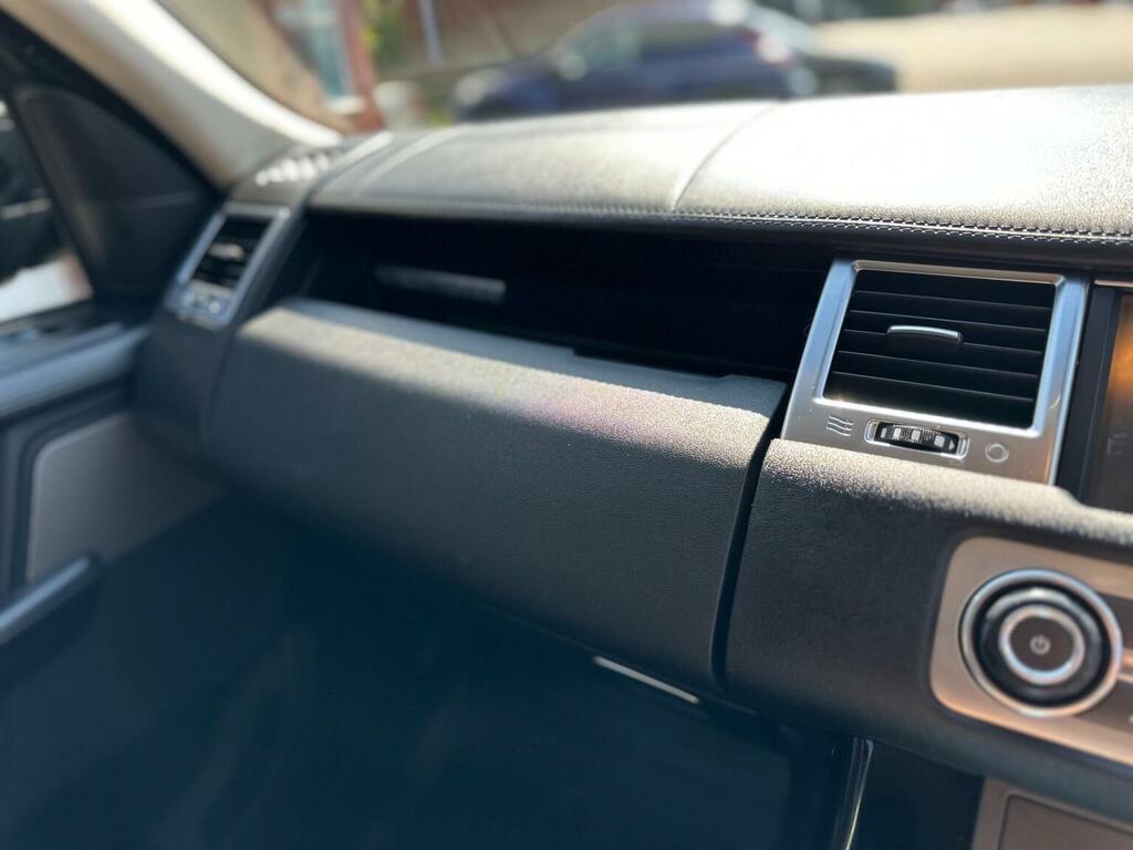 Land Rover Range Rover Sport 3.0 Tdv6 Hse Commandshift Black #52