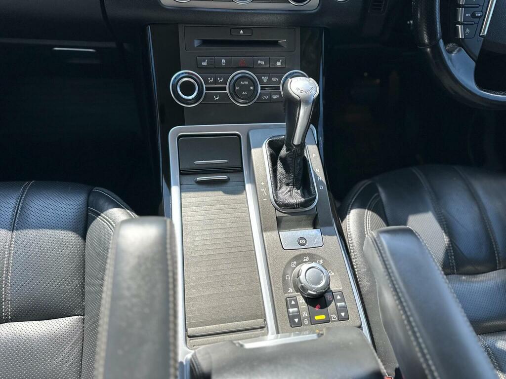 Land Rover Range Rover Sport 3.0 Tdv6 Hse Commandshift Black #40