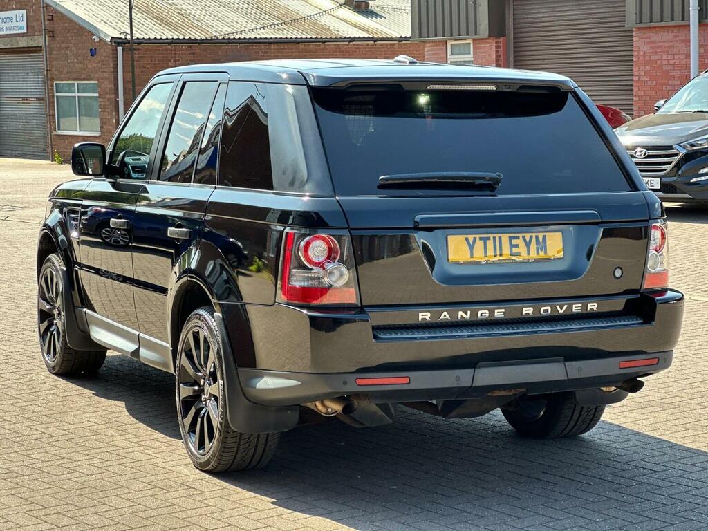 Land Rover Range Rover Sport 3.0 Tdv6 Hse Commandshift Black #3