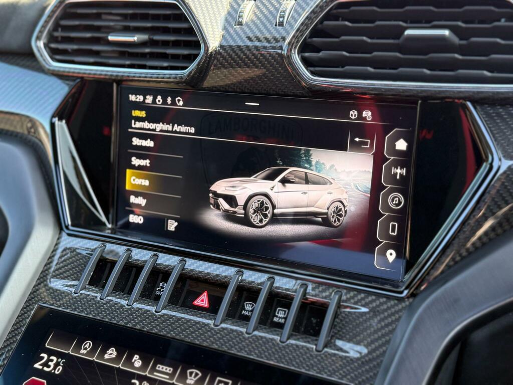 Lamborghini Urus Urus V8 S Orange #32