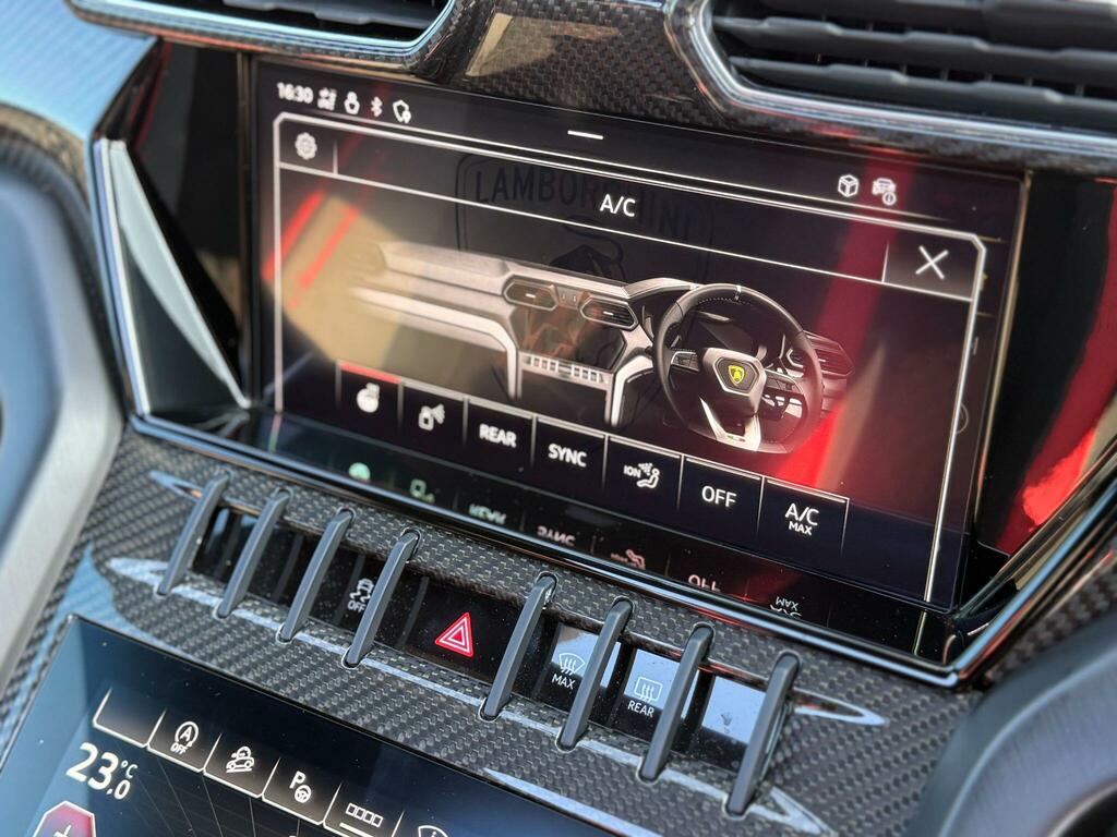 Lamborghini Urus Urus V8 S Orange #36