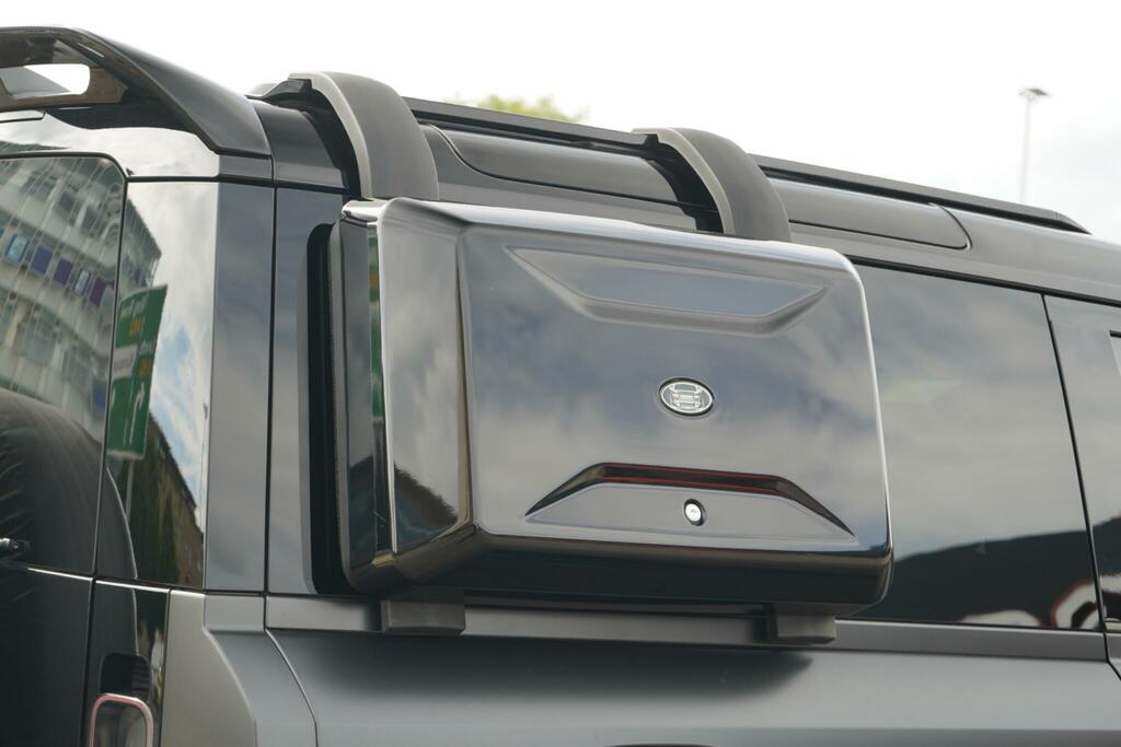 Land Rover Defender 90 3.0 P400 Xs Edition 90 Silver #35