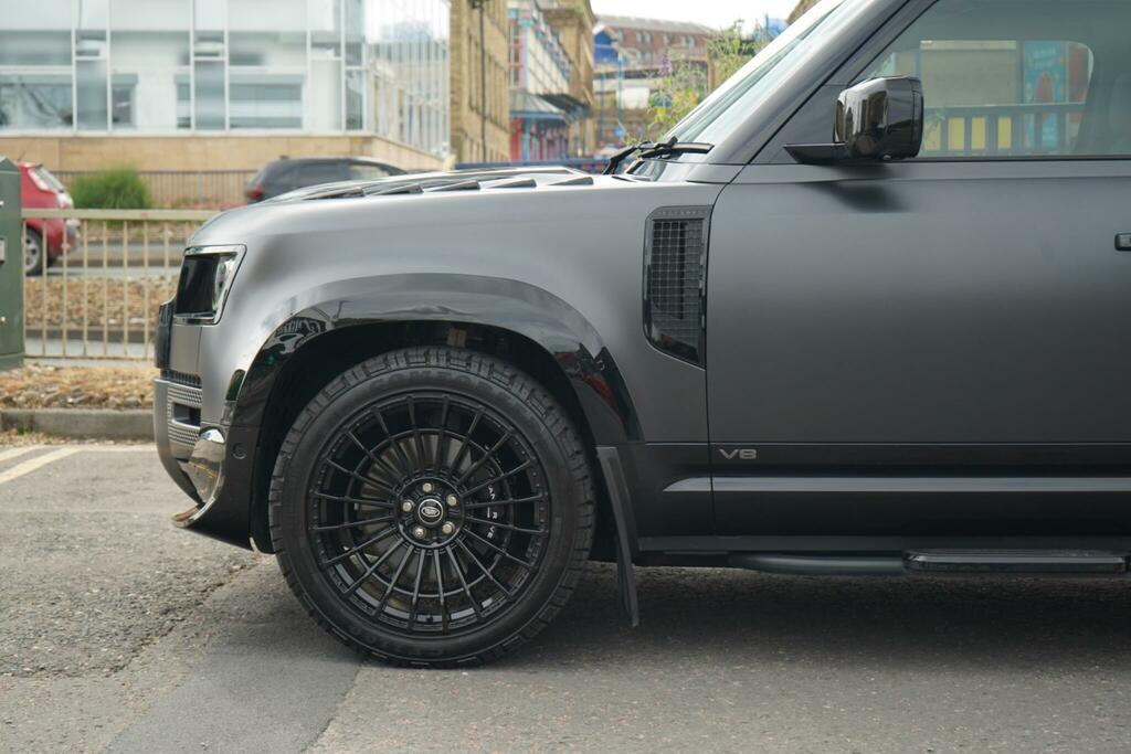 Land Rover Defender 90 3.0 P400 Xs Edition 90 Silver #11