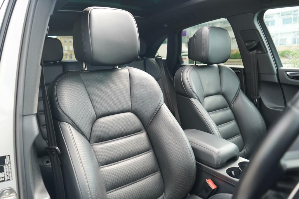 Porsche Macan 2.9T V6 S Pdk 4Wd Euro 6 Ss  Grey #2
