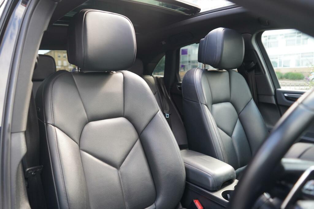 Porsche Macan 2.9T V6 S Pdk 4Wd Euro 6 Ss Black #3