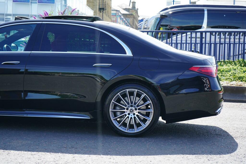 Mercedes-Benz S Class Saloon Silver #10