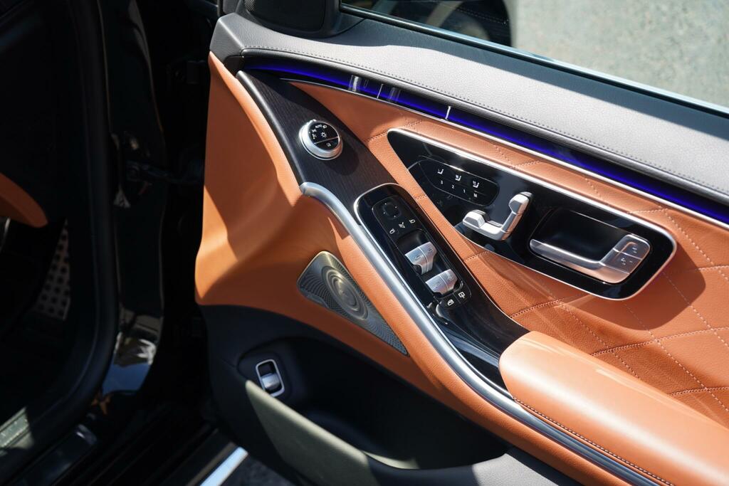 Mercedes-Benz S Class Saloon Silver #16