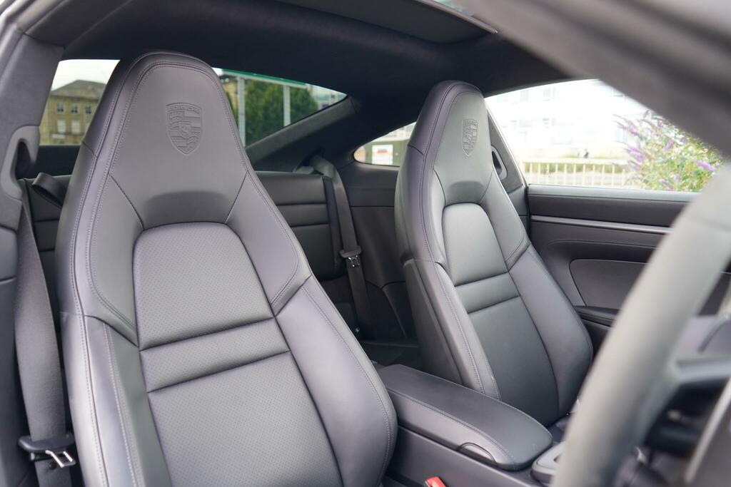 Porsche 911 992 Carrera 4S Black #3