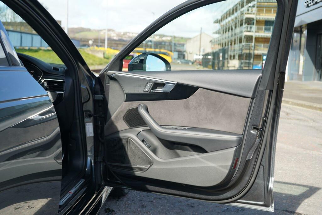 Audi RS4 Avant 2.9L Sport Edition Grey #9