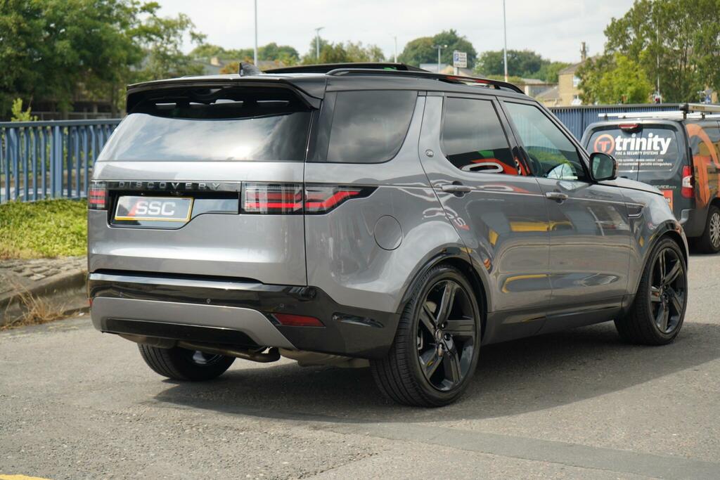 Land Rover Discovery 3.0 D350 Dynamic Se Station Wagon SV26WKP White #13
