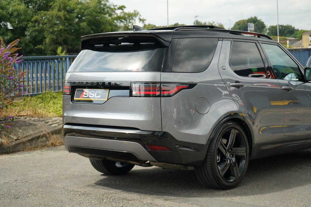 Land Rover Discovery 3.0 D350 Dynamic Se Station Wagon SV26WKP White #14