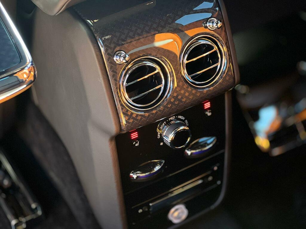 Rolls-Royce Cullinan 6.75 V12 Black Badge 4Wd Euro 6 Black #19