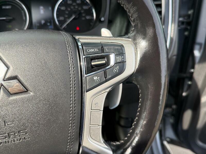 Mitsubishi Outlander 2.2 Di-d 4 4Wd Euro 6 Ss Silver #48