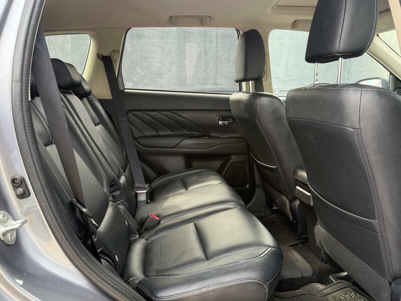 Mitsubishi Outlander 2.2 Di-d 4 4Wd Euro 6 Ss Silver #25