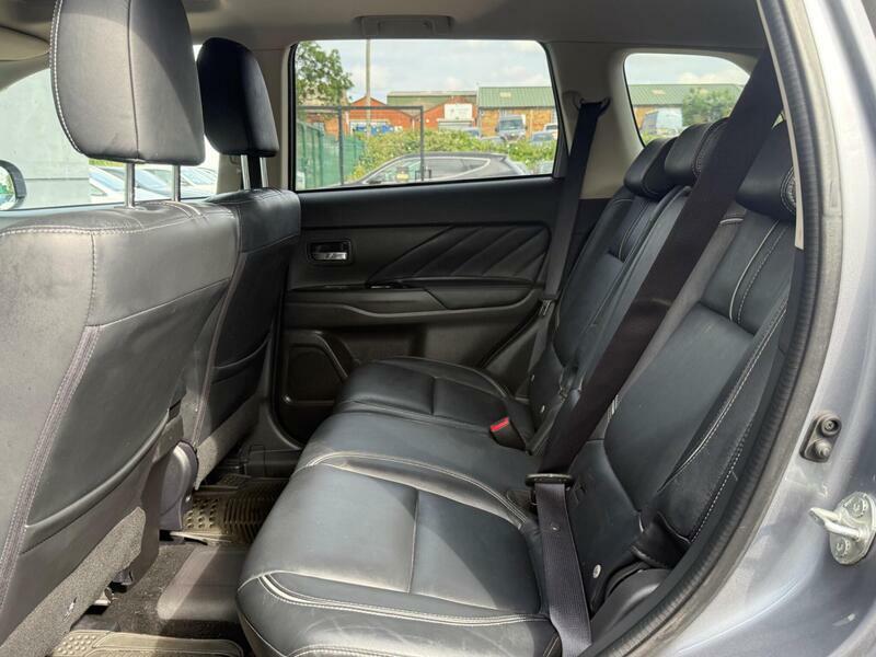 Mitsubishi Outlander 2.2 Di-d 4 4Wd Euro 6 Ss Silver #28