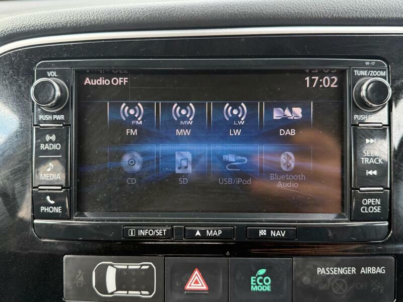 Mitsubishi Outlander 2.2 Di-d 4 4Wd Euro 6 Ss Silver #60