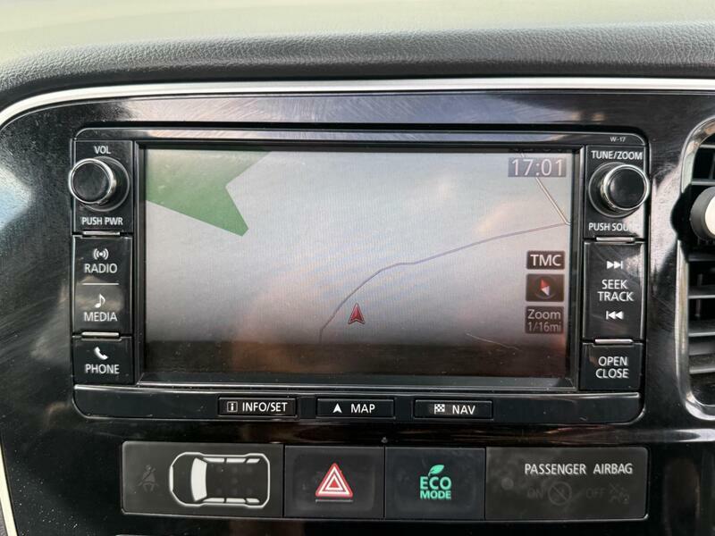Mitsubishi Outlander 2.2 Di-d 4 4Wd Euro 6 Ss Silver #58
