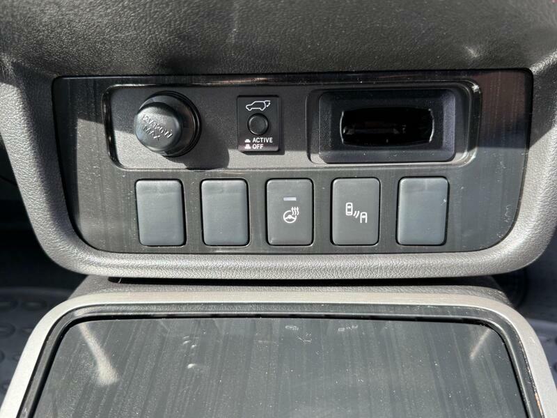 Mitsubishi Outlander 2.2 Di-d 4 4Wd Euro 6 Ss Silver #56