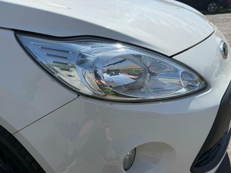 Ford KA 1.2 Zetec 69 Bhp 30 Road Tax- 1 Former Keeper White #23
