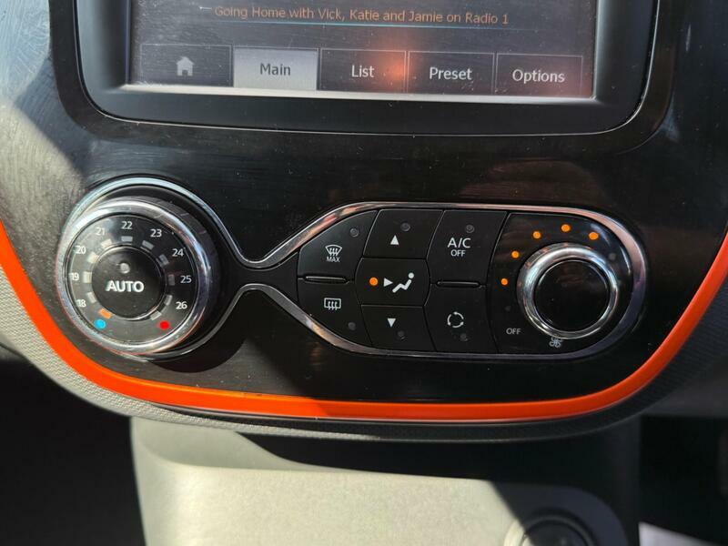 Renault Captur 0.9 Tce Energy Signature Suv Red #48