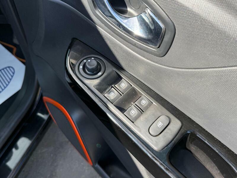 Renault Captur 0.9 Tce Energy Signature Suv Red #14