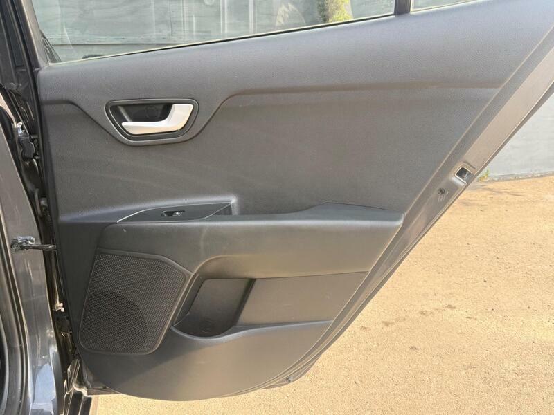 Kia RIO 2 Grey #20