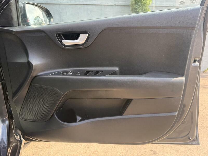 Kia RIO 2 Grey #13