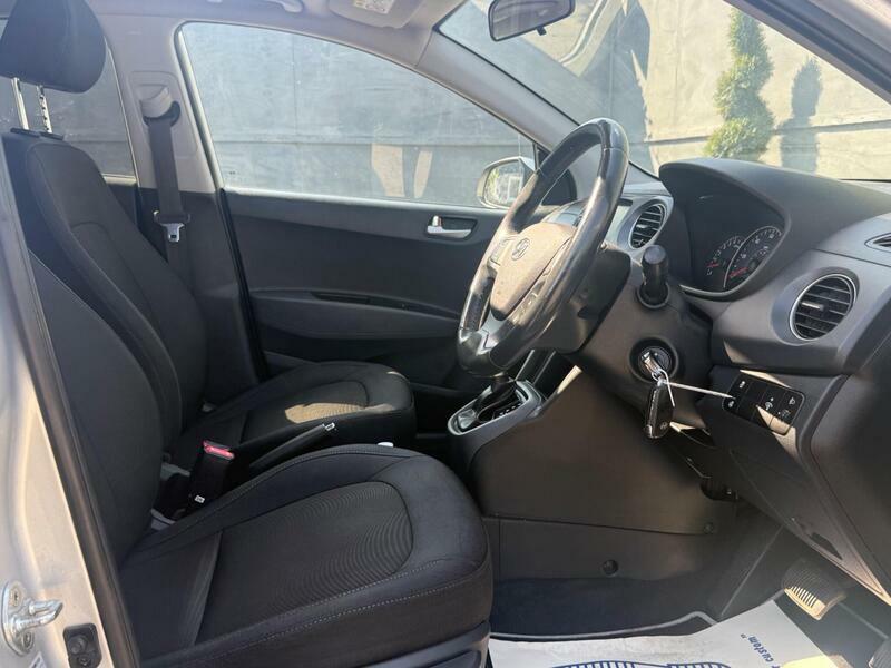 Hyundai I10 Hatchback Silver #15
