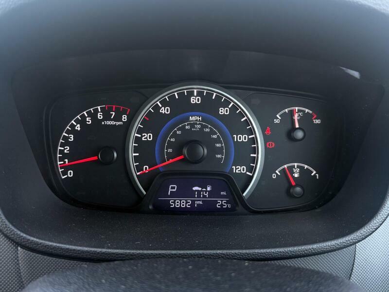 Hyundai I10 Hatchback Silver #55