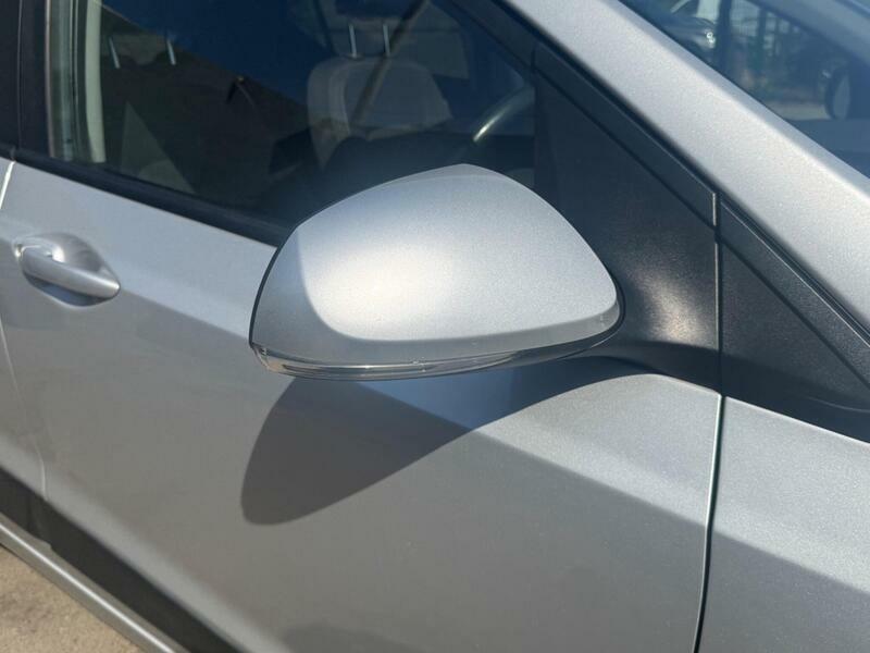 Hyundai I10 Hatchback Silver #33