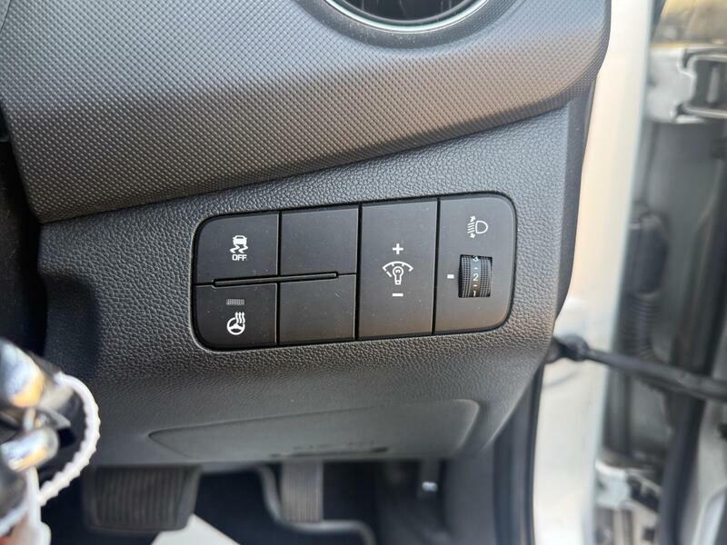 Hyundai I10 Hatchback Silver #43